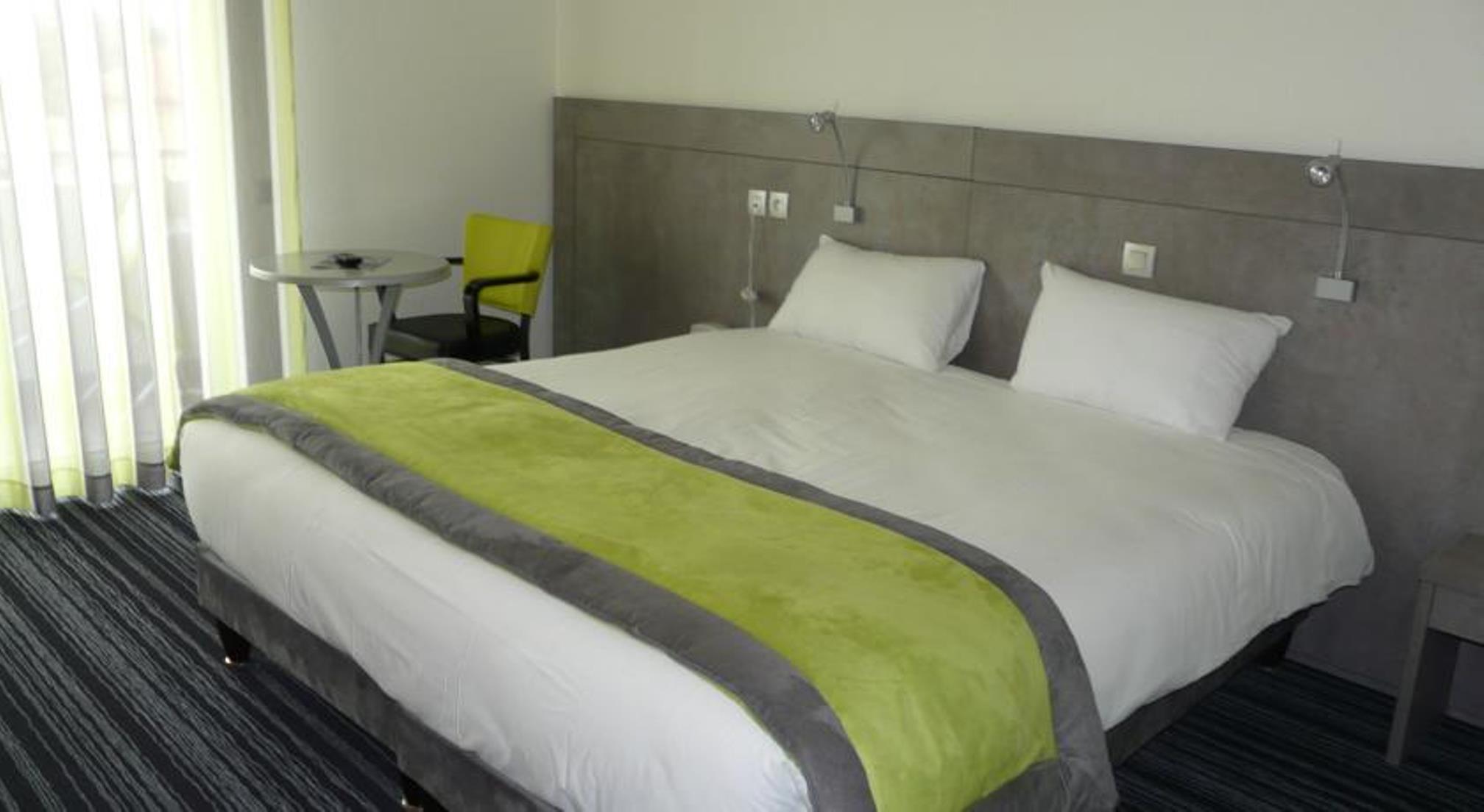 Hotel Le Chatard Sarcey Eksteriør bilde